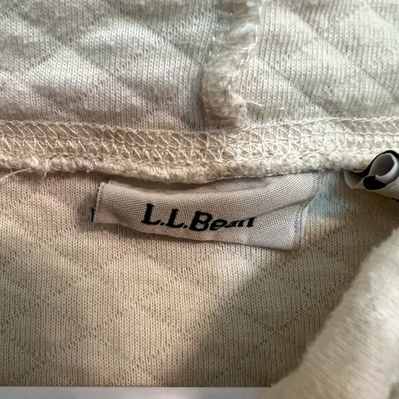 L.L. Bean Women's SoftLight Quilted Top, Funnelneck Pullover Size S - Picture 5 of 9